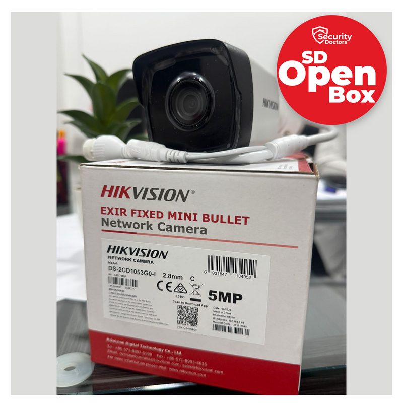 (Caja Abierta) Cámara IP bala con lente fija de 5 MP y 2,8 mm (98°) DS-2CD1053G0-I-LIQ- Marca: Hikvision
