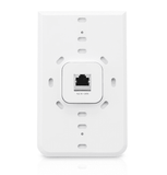 Punto de acceso inalámbrico Wi-Fi UAP-AC-IW Marca: Ubiquiti.